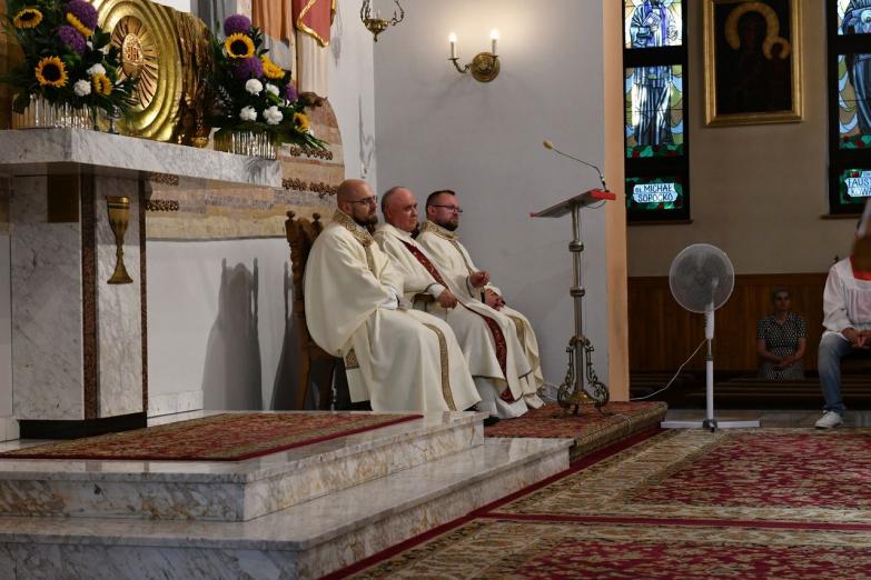 Figura Świętego Michała Archanioła przybyła do parafii NMP Matki Kościoła /AUDIO/